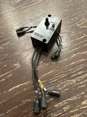 6031580 Am General Hmmwv Humvee Windshield De-ice Control Box Module 2540015602062-used 6031580 Am General Hmmwv Humvee Windshield De-ice Control Box Module 2540015602062-used