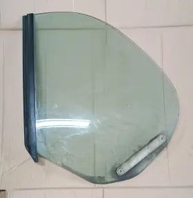 51361933504 Bmw E30 318 325 Convertible Rear Left Passenger Window Glass Panel Oem 51361933504 Bmw E30 318 325 Convertible Rear Left Passenger Window Glass Panel Oem