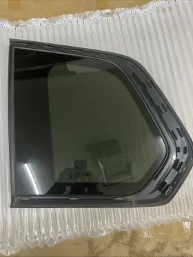 Fq28370ypy Bmw 2019-2023 X7 Quarter Glass Driver S Side No Chrome-read Description Oem Fq28370ypy Bmw 2019-2023 X7 Quarter Glass Driver S Side No Chrome-read Description Oem