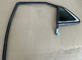 Dv12126 Buick Encore 2013-2021 Rear Driver S Side Door Vent Glass W/channel Dv12126 Buick Encore 2013-2021 Rear Driver S Side Door Vent Glass W/channel
