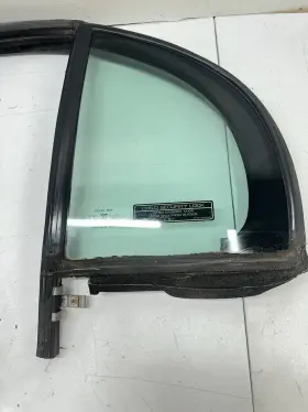 Rvw-446614 Buick 2000-2005 Lesabre Rear Door Vent Window Glass Left Driver Lh 1/4 S5 Rvw-446614 Buick 2000-2005 Lesabre Rear Door Vent Window Glass Left Driver Lh 1/4 S5