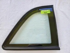 E7sz-6329710-c Carlite Q7422 1987-1988 Thunderbird Turbo Coupe Quarter Glass Nos E7sz-6329710-c Carlite Q7422 1987-1988 Thunderbird Turbo Coupe Quarter Glass Nos