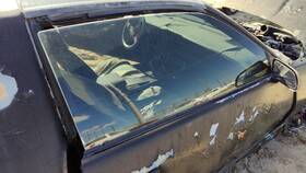 Chevrolet 10114540 1989-1992 Chevy Camaro Passenger Right Front Side Window Door Glass Oem