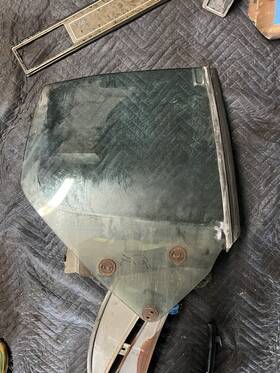 Chevrolet 284-03677r 1971 72 73 Caprice Impala 2dr Passenger Quarter Window Glass/track And Hardware