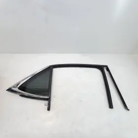 84474739 Chevrolet 2019-23 Equinox Rear Right Side Door Quarter Glass With Window Frame Oem 84474739 Chevrolet 2019-23 Equinox Rear Right Side Door Quarter Glass With Window Frame Oem