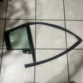 Dv11929gty Dodge 2011-2023 Charger Passenger Right Rear Vent Window Glass Oem