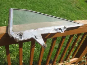 C6ob-6329945-a Fomoco 1966 1967 Ford Fairlane 2 Door Hardtop Right Rear 500 Quarter Glass Window