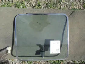 275-4092b Ford 75-91 E150 Van Rear Barn Door Popout Glass