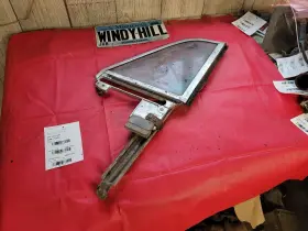 Bap-632994-b Ford 284.fd1w60 1960 Thunderbird Convertible Passenger Quarter Window Frame Bap-632994-b Ford 284.fd1w60 1960 Thunderbird Convertible Passenger Quarter Window Frame