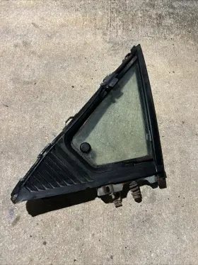 Dv06229gt Ford Escort Mercury Lynx 1981 1982 1983 1984 - 1990 Left Front Vent Glass