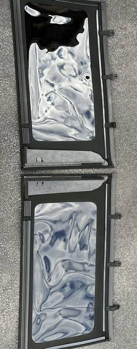 Ford M2dbs501c23dlw Bronco 4 Door Soft Top Quarter Window Rear Right And Left Side Black Oem