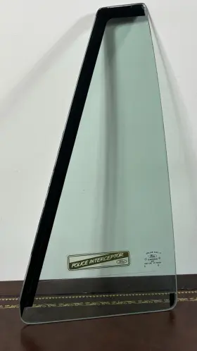 Rvw-5388 Ford 1994-1997 Crown Victoria Police Interceptor Rear Vent Glass. Right Hand /rh Rvw-5388 Ford 1994-1997 Crown Victoria Police Interceptor Rear Vent Glass. Right Hand /rh