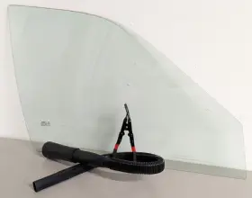 Fd03890gtn Fyg Fits Geo Metro 1989-1994 4 Dr Hatchback Passenger Right Side Front Window Glass