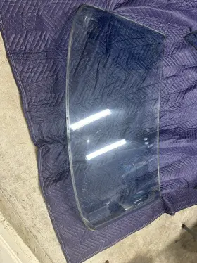 Fw241 Fyg Or Pgw Oem Windshield Fits Datsun / Nissan 1969-1978 240z/260z/280z