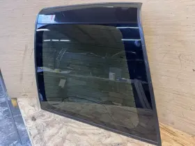 Db8311ypy Gm Passenger/right Back Window Glass Fits 1993-1999 Suburban Tahoe Yukon