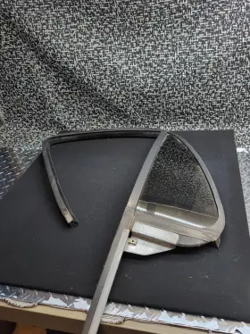 15103161 Gm Trucks 1998-2005 S10 Blazer Driver Left Rear Vent Window Back Door Glass With Frame Oem 15103161 Gm Trucks 1998-2005 S10 Blazer Driver Left Rear Vent Window Back Door Glass With Frame Oem