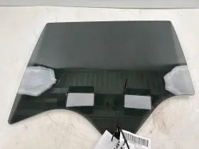 23100180 Gmc 2017-2023 Acadia Rear Left Door Window Glass Oem 23100180 Gmc 2017-2023 Acadia Rear Left Door Window Glass Oem
