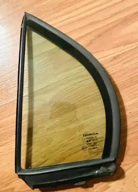 73460-s01-a30 Honda 1996-2000 Civic Left Rear Quarter Glass Vent Window Driver Side 4dr Sedan