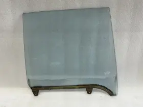 76351672010 Honda 1979 Accord Right Passenger Side Rear Door Glass Window 76351672010 Honda 1979 Accord Right Passenger Side Rear Door Glass Window