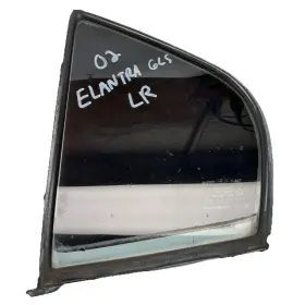 834172d010 Hyundai 2002 Elantra Oem Left Driver Side Rear Door Vent Window Glass 01 02 03