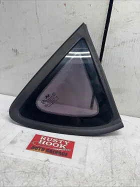 A004138 Hyundai 2012 Accent Rear Right Quarter Glass A004138 Hyundai 2012 Accent Rear Right Quarter Glass
