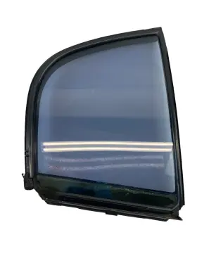 82272-al500 Infiniti 2003-2006 G35 Sedan Rear Corner Right Side Vent Window Quarter Glass