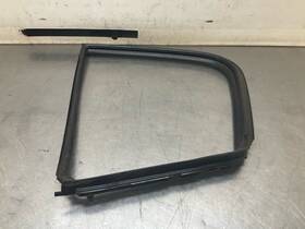 Infiniti 82273-jk000 07-10 G35 G37 Rr Lh Quarter Glass Weatherstrip 82273jk000 Oem 15bd0ga