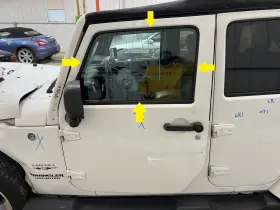 55395249aa Jeep 07-18 Wrangler Driver Left Front Door Window Glass Only