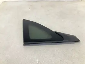 284-10228al Kia 21-22 Seltos Rear Left Driver Quarter Window Glass Oem 284-10228al Kia 21-22 Seltos Rear Left Driver Quarter Window Glass Oem