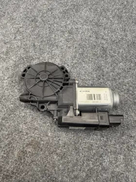 826553w000 Kia Left Front Window Motor / 440957a 17305171 For Sportage