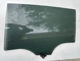 83410dw010 Kia 2017-2022 Sportage Rear Left Driver Side Door Window Glass Tinted Oem 83410dw010 Kia 2017-2022 Sportage Rear Left Driver Side Door Window Glass Tinted Oem
