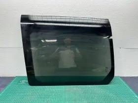Lr039055 Land Rover 05-16 Rear Left Driver Side Quarter Window Glass Oem Lr039055 Land Rover 05-16 Rear Left Driver Side Quarter Window Glass Oem