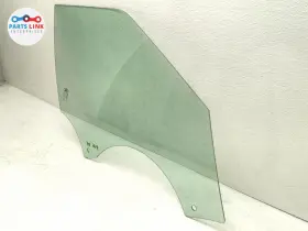 Lr093208 Land Rover 2018-23 Range Velar Front Right Glass Door Window Passenger Side Oem L560 Lr093208 Land Rover 2018-23 Range Velar Front Right Glass Door Window Passenger Side Oem L560