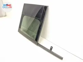Lr146291 Land Rover 2020 23 Defender 110 Rear Left Door Glass Fixed Vent Black 1ag L663 Lr146291 Land Rover 2020 23 Defender 110 Rear Left Door Glass Fixed Vent Black 1ag L663
