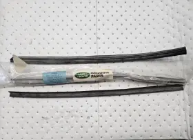 330660 Land Rover Oem Nos Series 2 2a 3 Side Window Rubber Gasket 330660 Land Rover Oem Nos Series 2 2a 3 Side Window Rubber Gasket