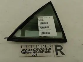 284-58726r Lexus Is300 Sedan Right Passenger Rear Quarter Glass Window 01 02 03 04 05