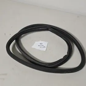 62742-60101 Lexus 03-09 Gx470 Rear Quarter Glass Weatherstrip Right Passenger Rubber Seal Oe 62742-60101 Lexus 03-09 Gx470 Rear Quarter Glass Weatherstrip Right Passenger Rubber Seal Oe