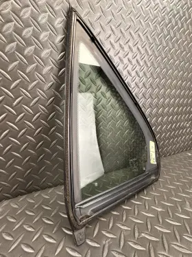 68123-50060 Lexus Ls430 Rear Door Vent Glass With Seal Tempered Passenger Side 2001-2006 Oem