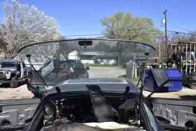 275-51902 Mazda 1979-1985 Rx7 Fb 12a Hatch Back Window Backglass With Struts Complete 275-51902 Mazda 1979-1985 Rx7 Fb 12a Hatch Back Window Backglass With Struts Complete