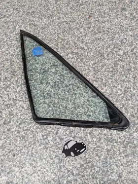 Na01-58-651a Mazda 90-05 Miata Oem Right Passenger Rh Vent Window Quarter Glass With Gasket Na01-58-651a Mazda 90-05 Miata Oem Right Passenger Rh Vent Window Quarter Glass With Gasket