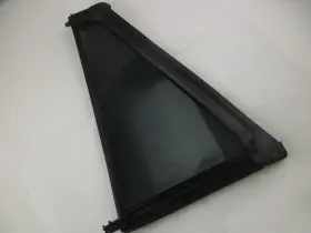 251-730-19-55 Mercedes-benz Rear Driver Vent Glass R350 2010 2009 2008 2007 2006 251-730-19-55 Mercedes-benz Rear Driver Vent Glass R350 2010 2009 2008 2007 2006