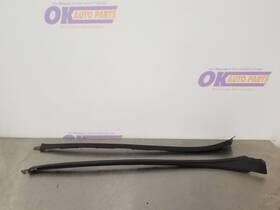 Mercedes-benz 270-10621 22 A220 177 Type Exterior Windshield Moulding