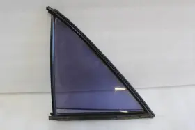 279-56358l Mercedes-benz 1982 300sd W126 Left Driver Side Rear Door Vent Glass Window