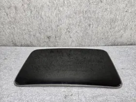 A2187800121 Mercedes-benz Front Center Panoramic Sunroof Glass W218 Cls550 Cls63 Cls400 Oem