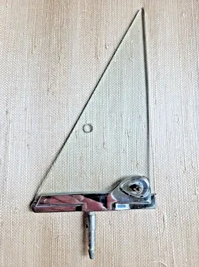 1954140 Mopar 1959 Chrysler Desoto Nos Right Passenger Side Vent Wing Glass And Frame 1954140 Mopar 1959 Chrysler Desoto Nos Right Passenger Side Vent Wing Glass And Frame