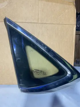 Dq12432gty Mopar Pre-owned Oem 2015 2016 2017 Chrysler 200 Drivers Side Rear Quarter Glass