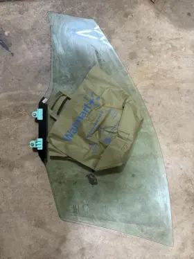 80300-6le0a Nissan 2020-2022 Sentra Front Right Passenger Side Door Panel Window Glass Oem