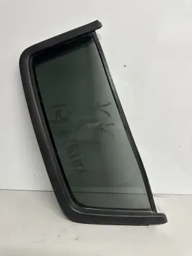Fv22492ypn Nissan 2005-2015 Xterra Passenger Side Right Rear Vent Glass Oem 10 11 12 13 14 Fv22492ypn Nissan 2005-2015 Xterra Passenger Side Right Rear Vent Glass Oem 10 11 12 13 14
