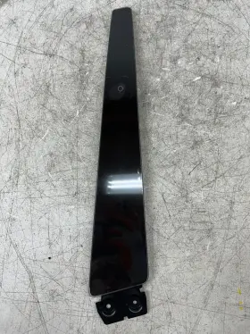1614249-00-e Oem 1614249-99-d 21-24 Tesla Model X Left Side B-pillar Glass Applique Camera 1614249-00-e Oem 1614249-99-d 21-24 Tesla Model X Left Side B-pillar Glass Applique Camera