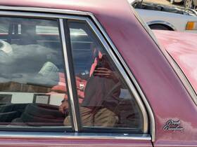 Oldsmobile 25532007 1986-1991 Olds 88 Driver Left Rear Vent Window Back Door Glass With Frame Oem